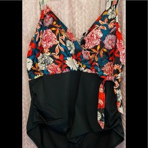 Time and True one piece swimsuit slimming silhouette & full coverage bottom. NWT